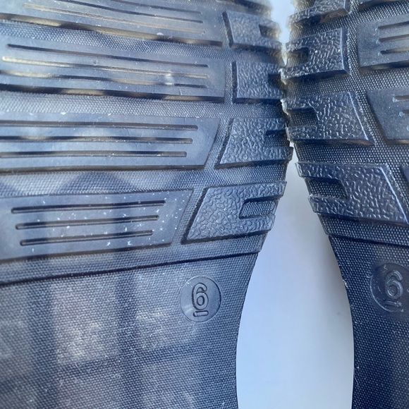 Electric karma penny lane Loafers red wine burgundy color, women’s size 6 - Picture 11 of 12